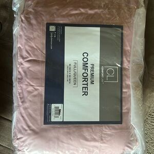 Brand new in package comforter
